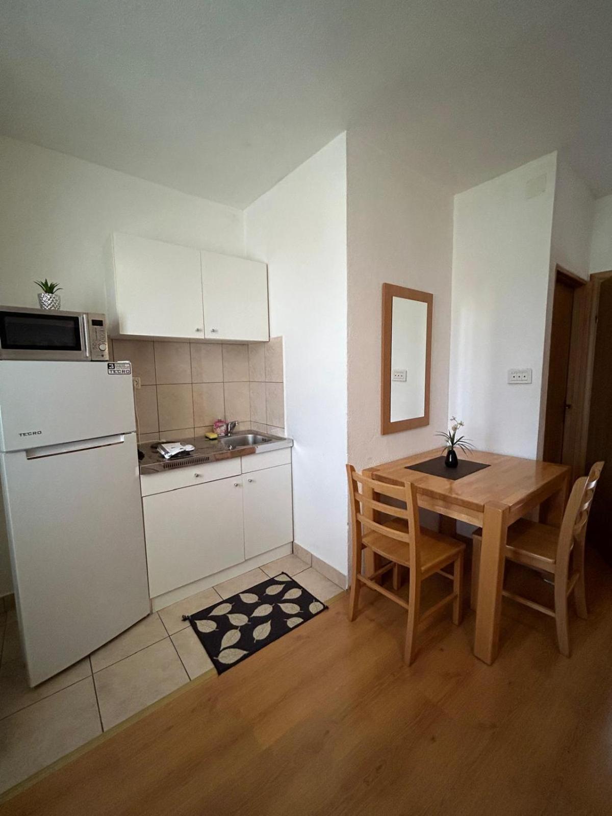 Apartmani Grgic Trogir Exterior photo