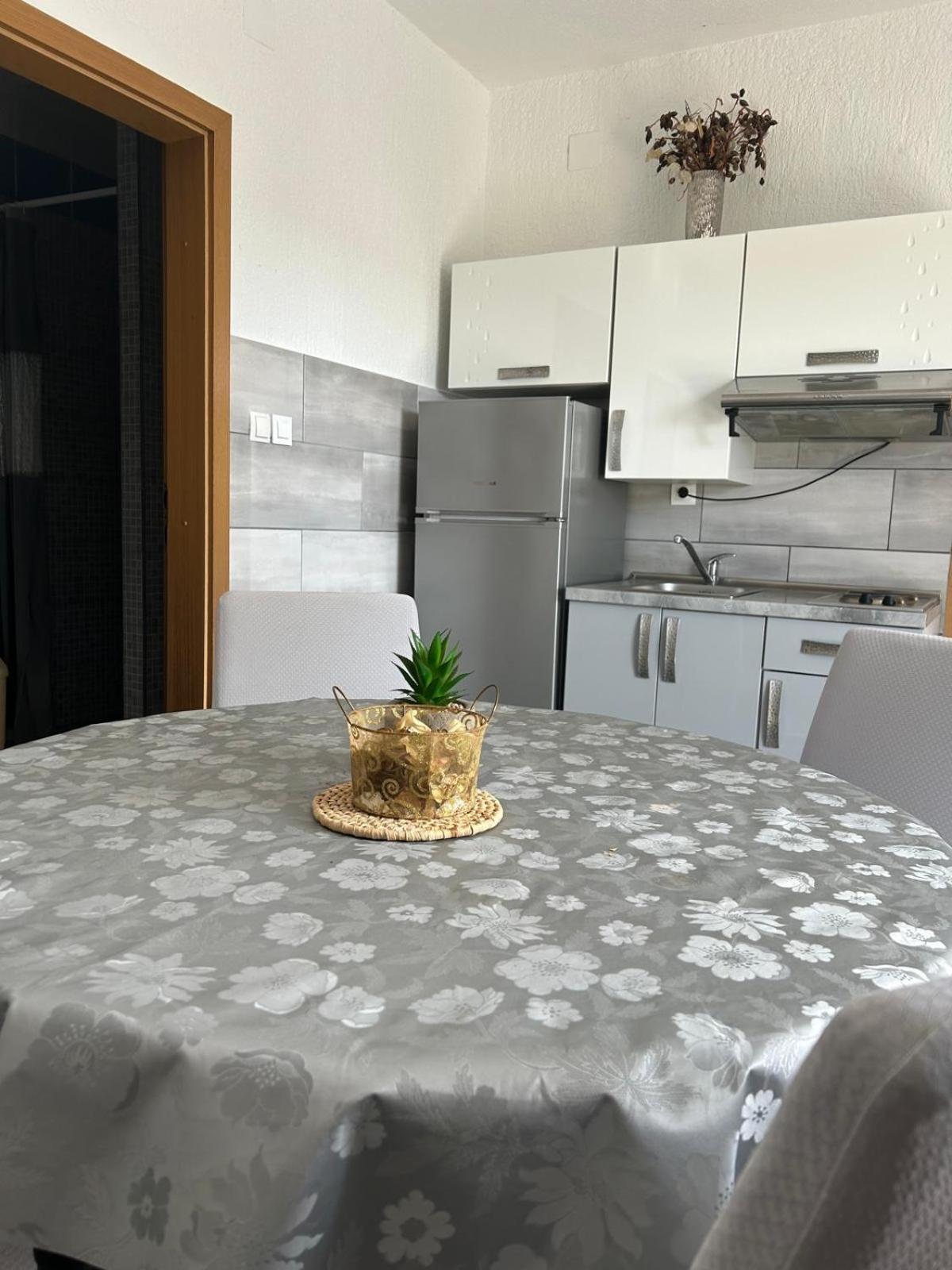 Apartmani Grgic Trogir Exterior photo